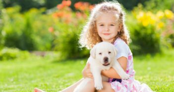 Tierkrankenversicherung Petplan hat entdeckt: „Luna“ ist Deutschlands beliebtester Hundename im Jahr 2022 (Foto: Adobe Stock-Natalia Chircova)